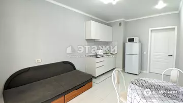 2-комнатная квартира, этаж 6 из 10, 50 м², на длительный срок