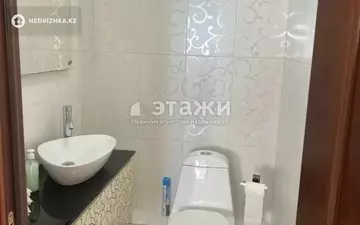 3-комнатная квартира, этаж 8 из 25, 115 м², на длительный срок