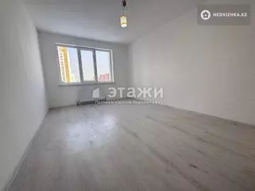 3-комнатная квартира, этаж 5 из 17, 80 м²