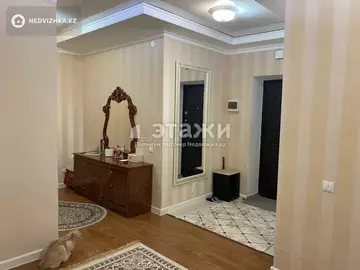 3-комнатная квартира, этаж 9 из 10, 77 м²