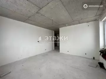 3-комнатная квартира, этаж 14 из 23, 104 м²