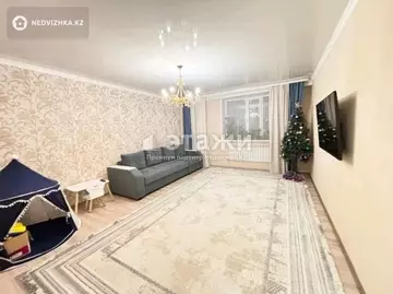 3-комнатная квартира, этаж 4 из 10, 100 м²