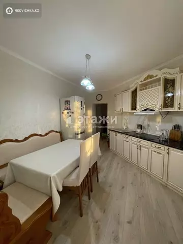 3-комнатная квартира, этаж 1 из 9, 88 м²