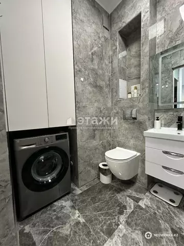 2-комнатная квартира, этаж 10 из 14, 52 м²