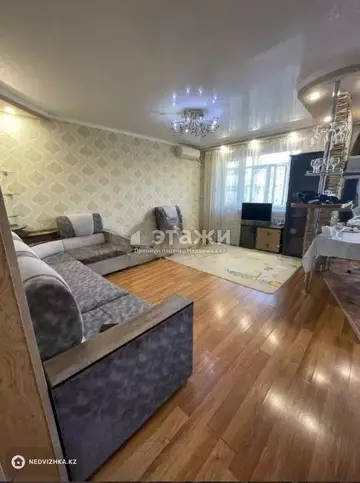 2-комнатная квартира, этаж 4 из 5, 51 м²