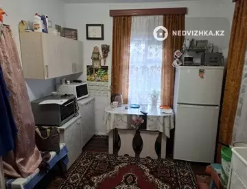 3-комнатный дом, 7 соток, 39 м²