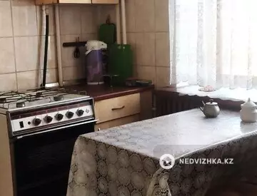 2-комнатная квартира, этаж 2 из 3, 52 м²