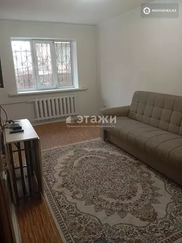 3-комнатная квартира, этаж 1 из 4, 60 м²
