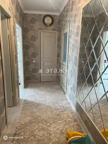 2-комнатная квартира, этаж 4 из 12, 53 м²