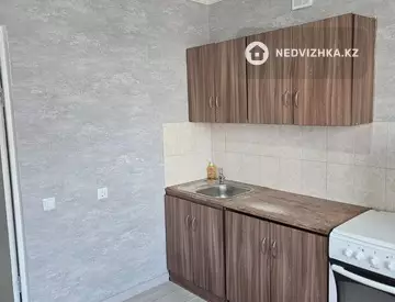 1-комнатная квартира, этаж 4 из 6, 35 м²