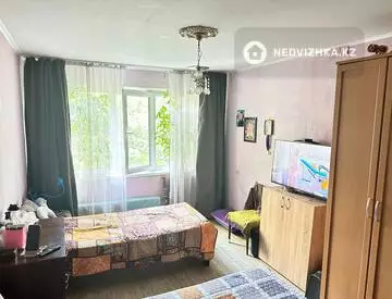 3-комнатная квартира, этаж 3 из 5, 70 м²