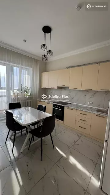 2-комнатная квартира, этаж 4 из 19, 66 м²