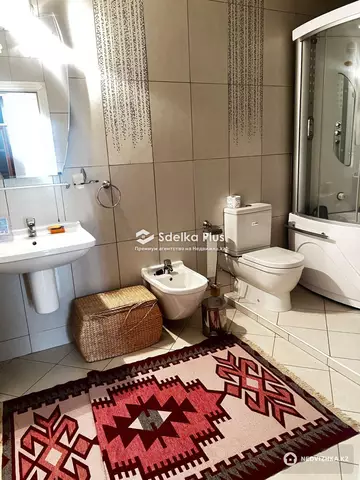 4-комнатная квартира, этаж 7 из 18, 147 м²