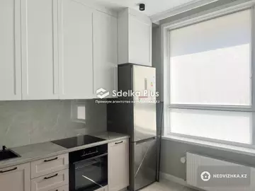1-комнатная квартира, этаж 4 из 12, 45 м²