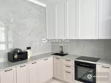 1-комнатная квартира, этаж 4 из 12, 45 м²