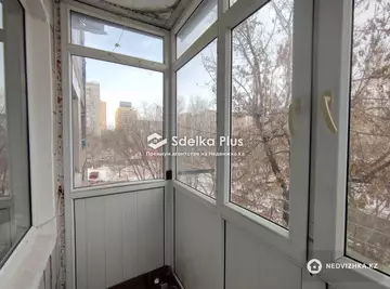 2-комнатная квартира, этаж 3 из 5, 51 м²