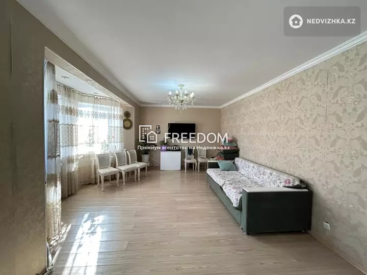 72.9 м², 2-комнатная квартира, этаж 3 из 9, 73 м², изображение - 1