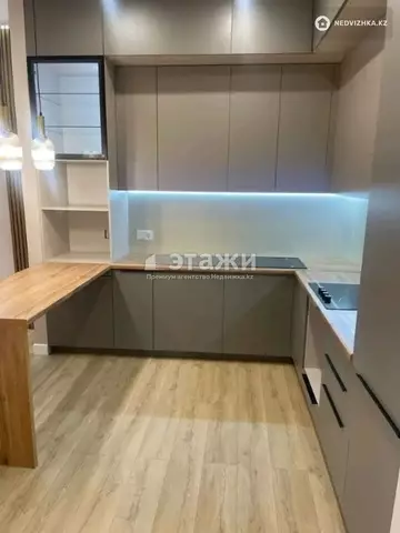 2-комнатная квартира, этаж 14 из 20, 70 м²