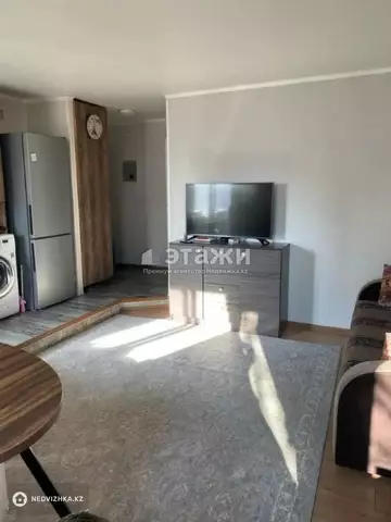 2-комнатная квартира, этаж 4 из 4, 38 м²