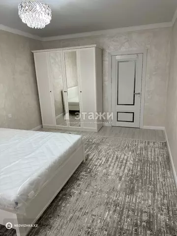 2-комнатная квартира, этаж 3 из 13, 63 м²