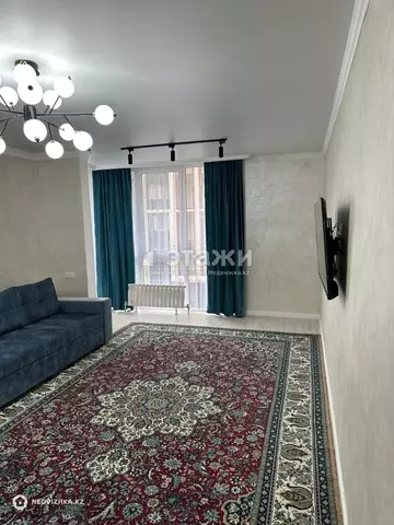 2-комнатная квартира, этаж 3 из 13, 63 м²