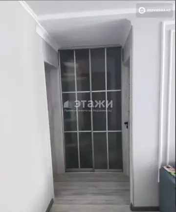 3-комнатная квартира, этаж 2 из 4, 60 м²