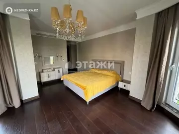 4-комнатная квартира, этаж 3 из 8, 166 м²