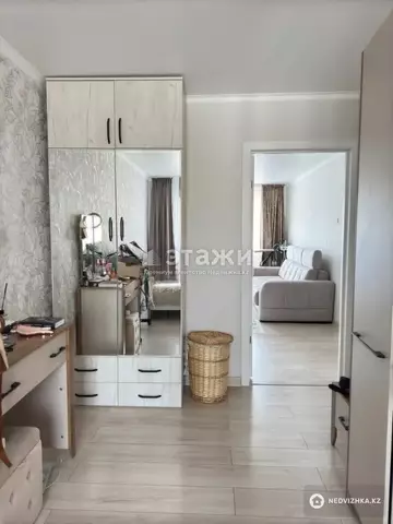 3-комнатная квартира, этаж 3 из 5, 60 м²