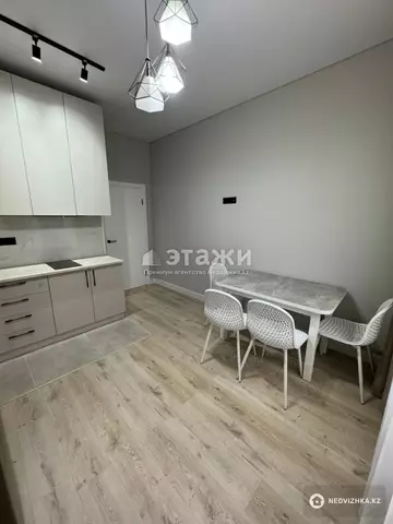 2-комнатная квартира, этаж 7 из 12, 48 м², на длительный срок