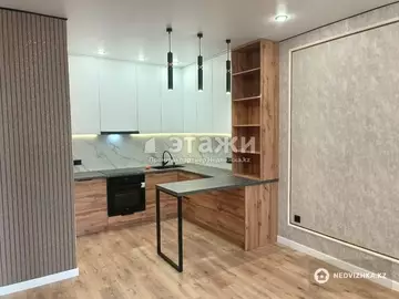 2-комнатная квартира, этаж 8 из 9, 37 м²