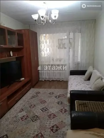 2-комнатная квартира, этаж 3 из 5, 42 м²