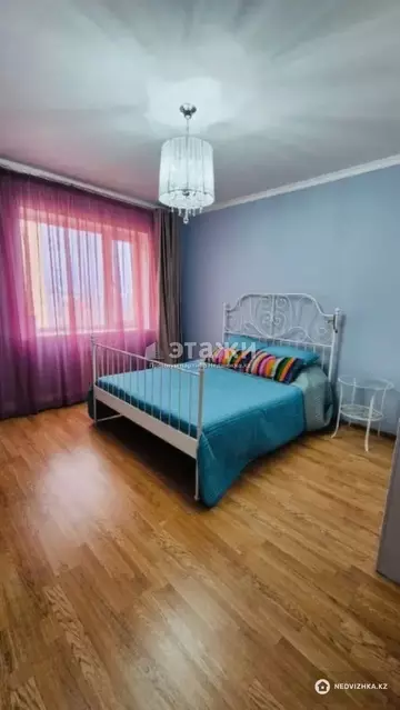 2-комнатная квартира, этаж 13 из 18, 56 м²