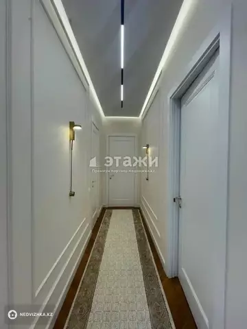 4-комнатная квартира, этаж 11 из 18, 120 м²