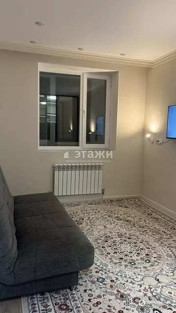 1-комнатная квартира, этаж 9 из 9, 38 м²