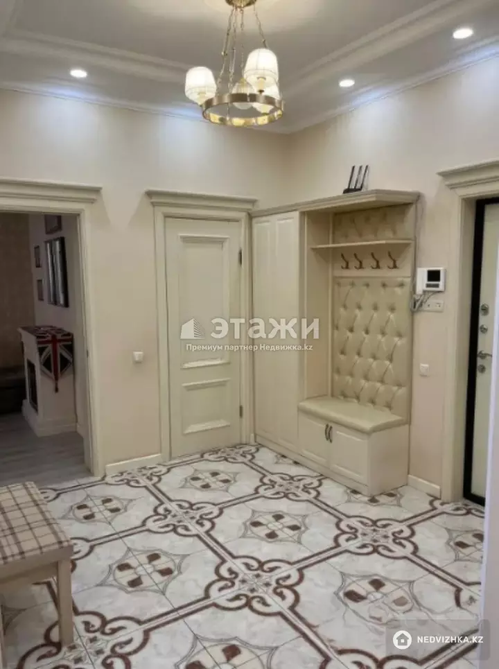 105 м², 4-комнатная квартира, этаж 2 из 9, 105 м², изображение - 1
