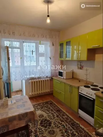 1-комнатная квартира, этаж 9 из 10, 37 м²