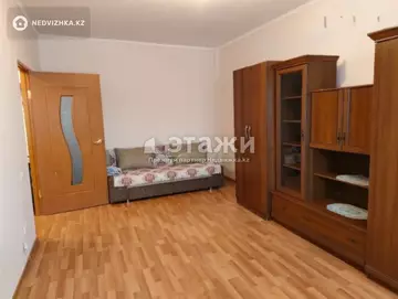1-комнатная квартира, этаж 9 из 10, 37 м²