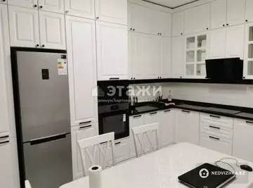 81.2 м², 2-комнатная квартира, этаж 4 из 8, 81 м², изображение - 4