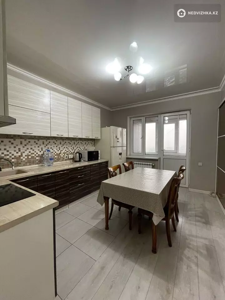 82 м², 2-комнатная квартира, этаж 13 из 16, 82 м², изображение - 1