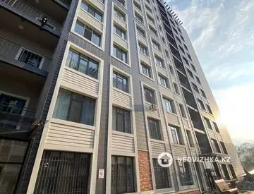 2-комнатная квартира, этаж 2 из 10, 64 м²