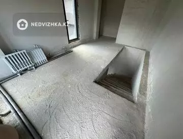 220 м², 4-комнатная квартира, этаж 1 из 3, 220 м², изображение - 4