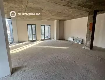 220 м², 4-комнатная квартира, этаж 1 из 3, 220 м², изображение - 3