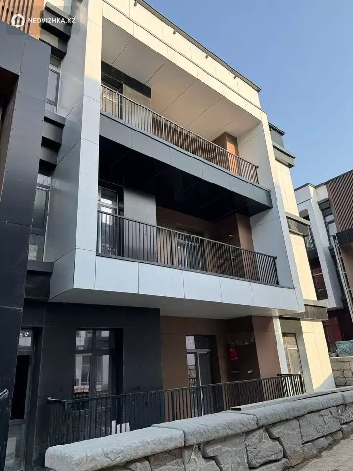 85.1 м², 3-комнатная квартира, этаж 2 из 3, 85 м², изображение - 1