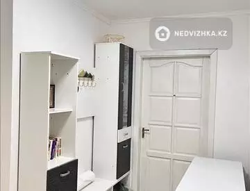 4-комнатная квартира, этаж 1 из 5, 87 м²