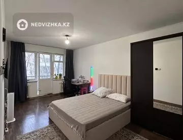 2-комнатная квартира, этаж 3 из 4, 44 м²