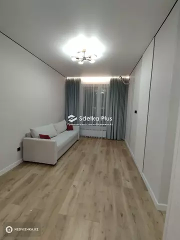 2-комнатная квартира, этаж 5 из 12, 38 м²