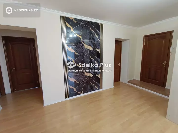 83 м², 3-комнатная квартира, этаж 3 из 5, 83 м², изображение - 1