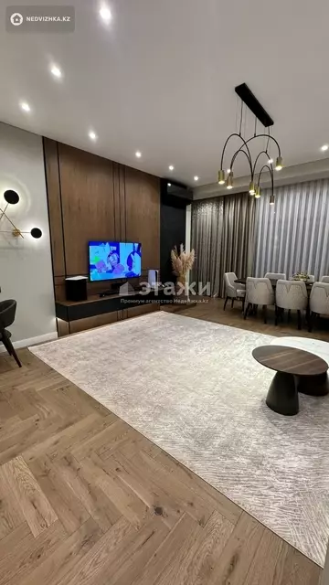 4-комнатная квартира, этаж 2 из 3, 165 м²