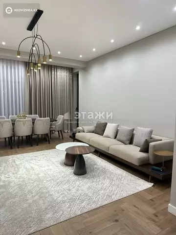 4-комнатная квартира, этаж 2 из 3, 165 м²