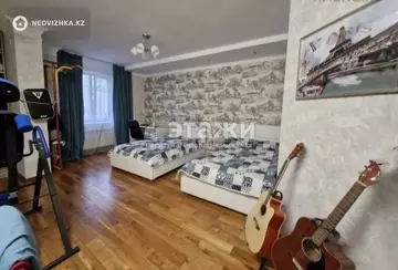 4-комнатная квартира, этаж 8 из 9, 160 м²